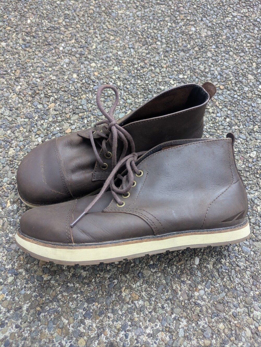 Altra Brown Leather Chukka Boots